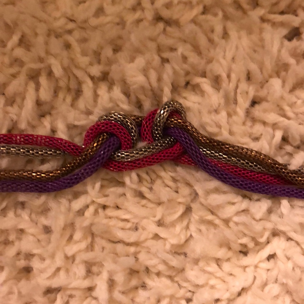 Necklaces - Picture 4 of 5